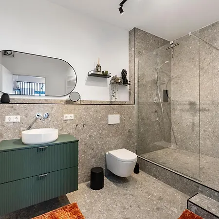 Appartamento Staycosy - In *