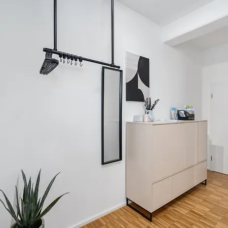 Staycosy - In Apartment